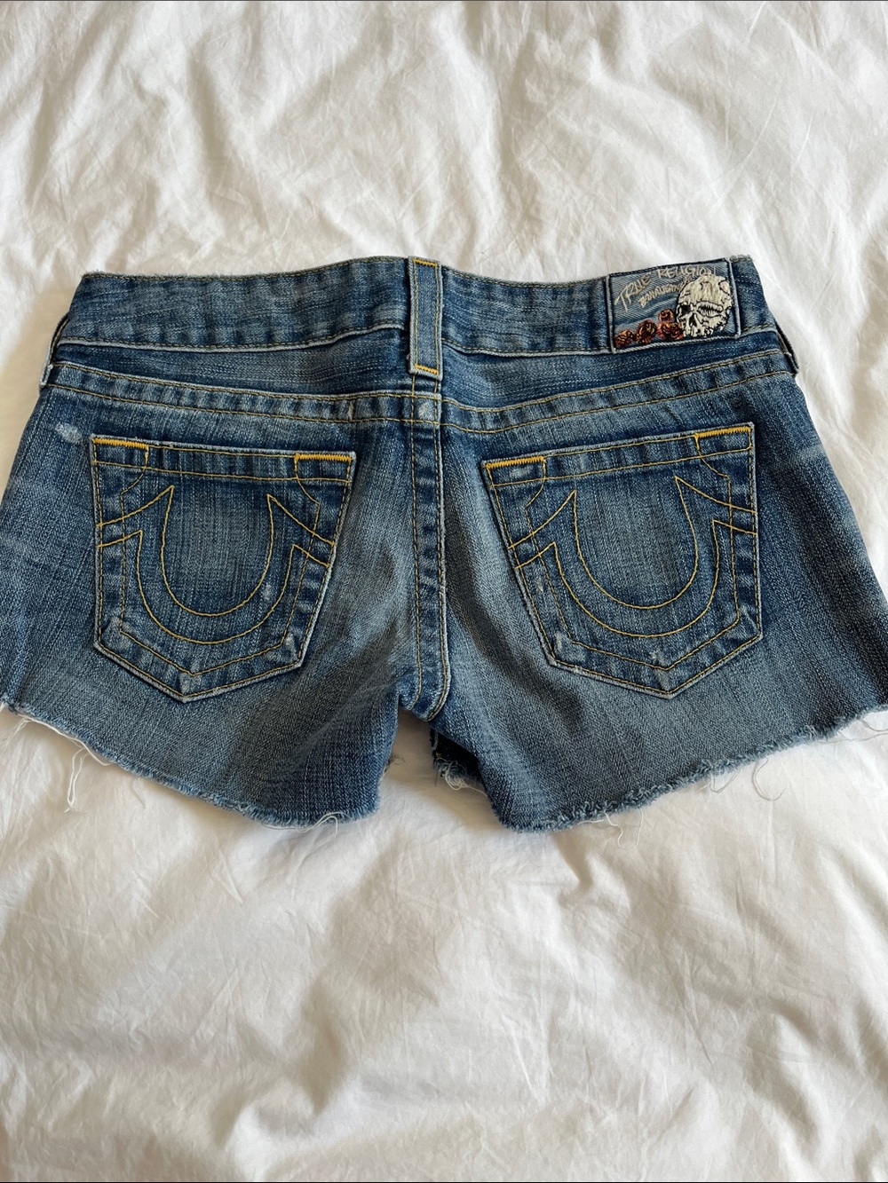 vintage Y2K low-rise True Religion Bobby Short Cut-Off Denim Shorts - Picture 2 of 13